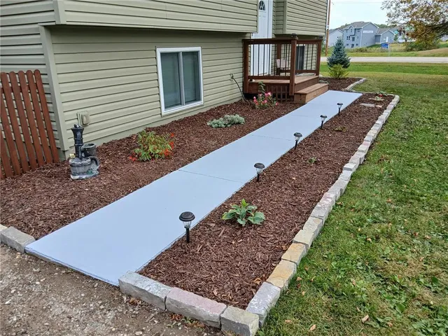 $350,000 | 1034 Janett Avenue Northeast, St. Michael, MN 55376