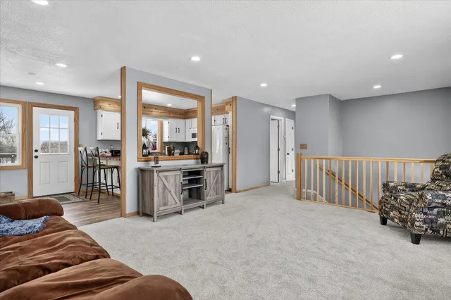 $350,000 | 1034 Janett Avenue Northeast, St. Michael, MN 55376