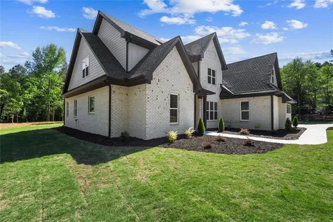 $980,000 | 705 Spratlin Mill Drive, Hull, GA 30646