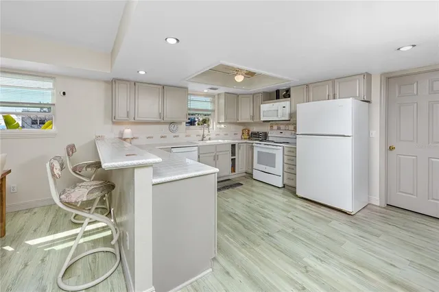 $795,000 | 140 142nd Avenue, Madeira Beach, FL 33708