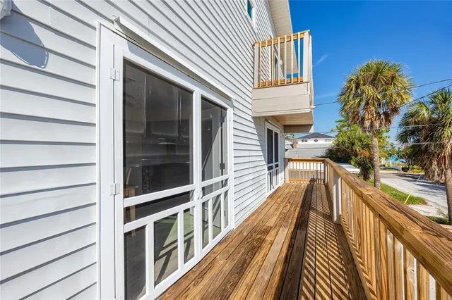 $795,000 | 140 142nd Avenue, Madeira Beach, FL 33708