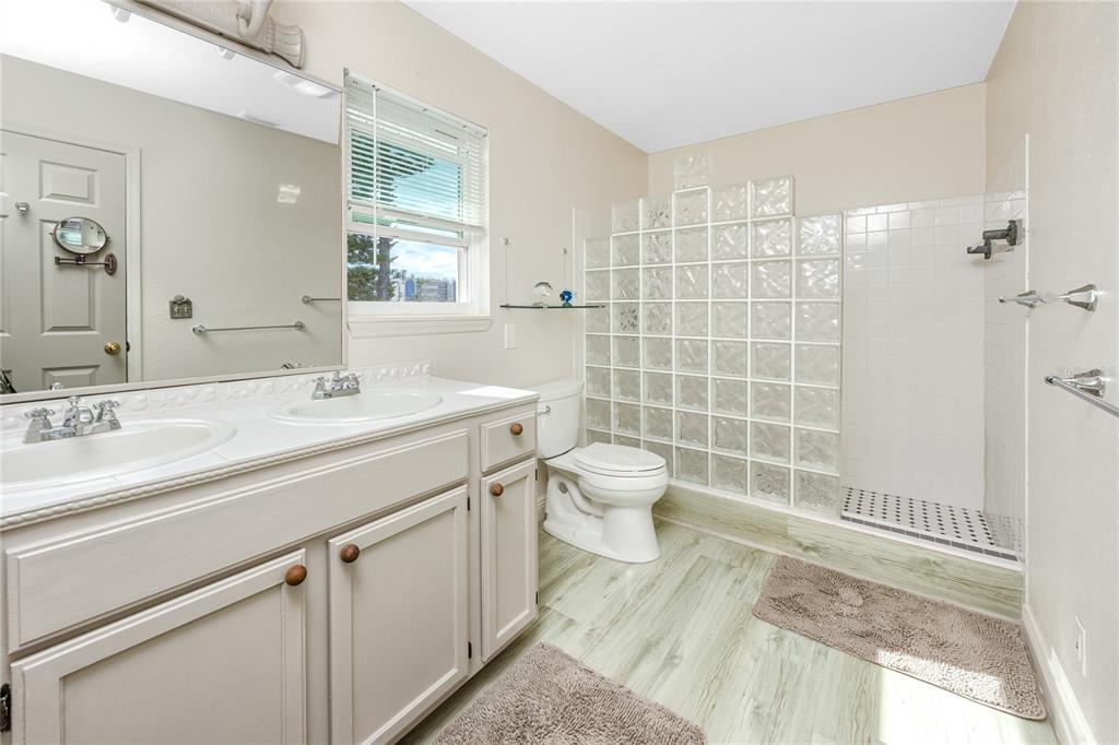 140 142nd Avenue Madeira Beach, FL 33708 - Photo 33 of 53