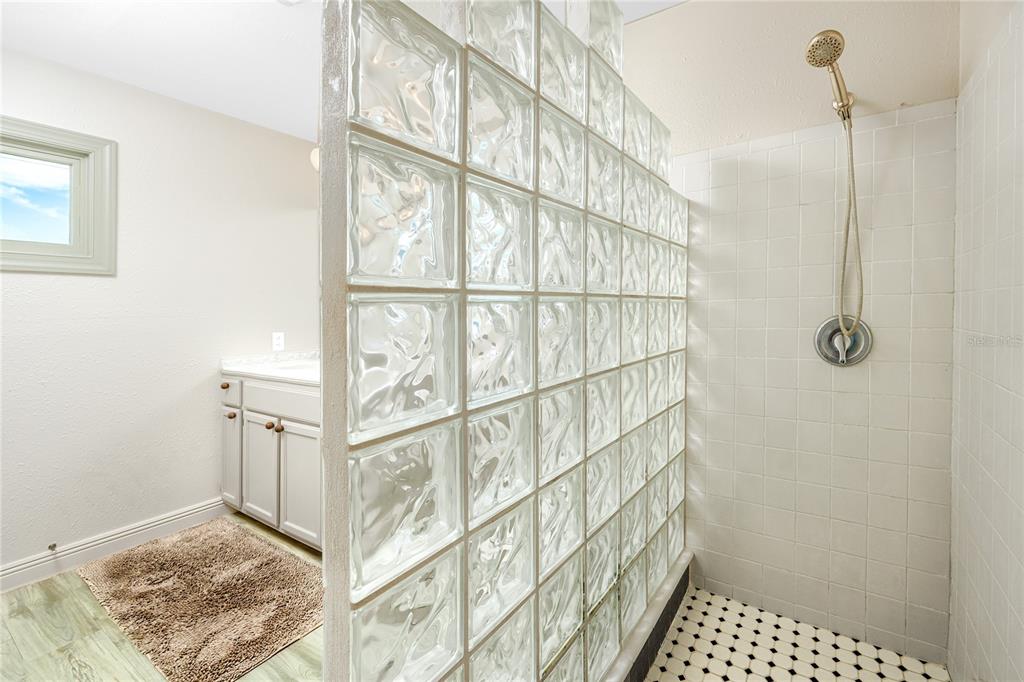 140 142nd Avenue Madeira Beach, FL 33708 - Photo 34 of 53