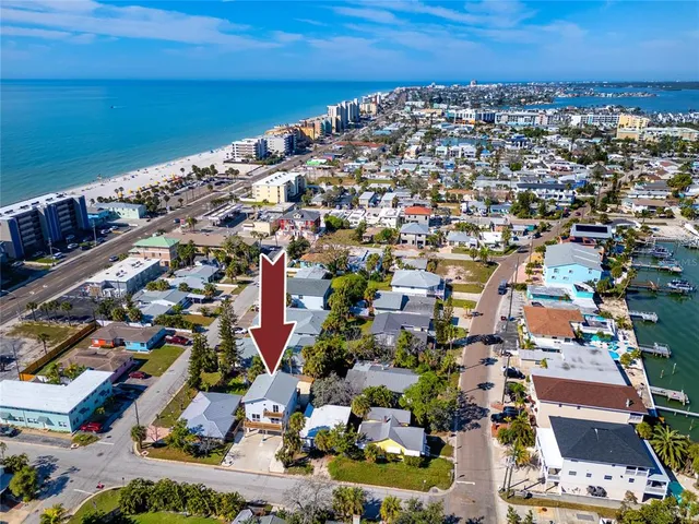 $795,000 | 140 142nd Avenue, Madeira Beach, FL 33708