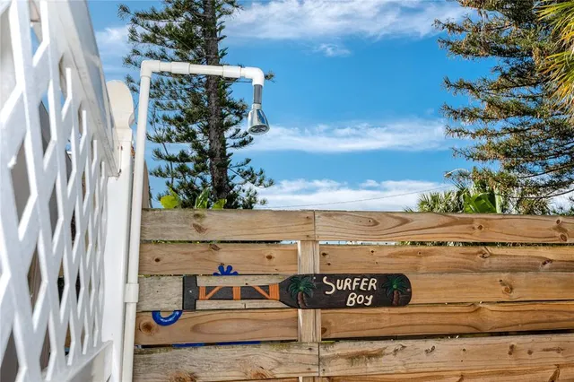 $795,000 | 140 142nd Avenue, Madeira Beach, FL 33708