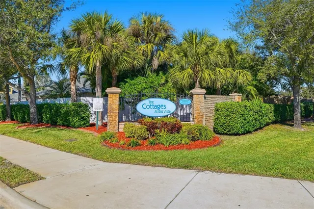 $524,900 | 3418 72nd Drive East, Sarasota, FL 34243