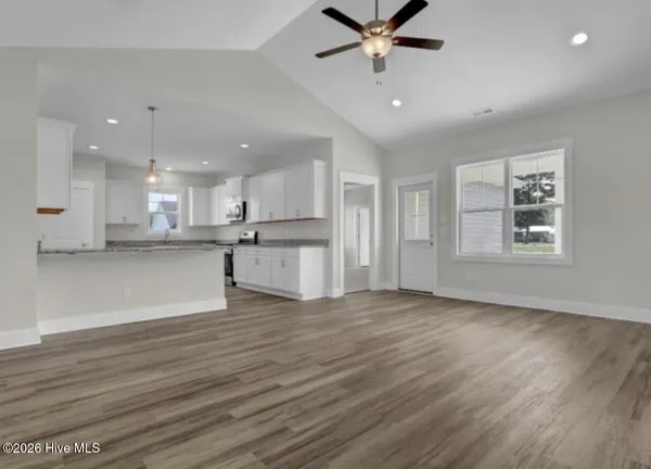 $399,000 | 42 Peach Court, Burgaw, NC 28425