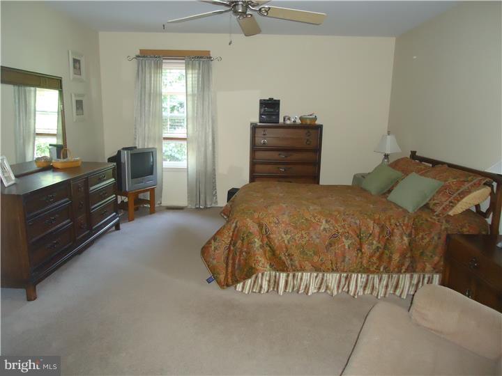 101 Goodwin Parkway Sewell, NJ 08080 - Photo 17 of 25 Master Bedroom