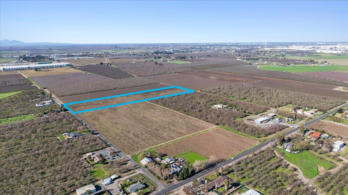 2361 Coelho Road Manteca, CA 95336 - Photo 6 of 14
