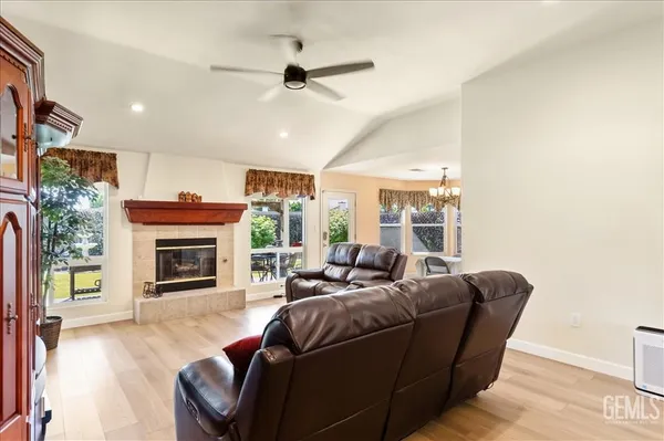 $465,000 | Undisclosed Address, Bakersfield, CA 93308