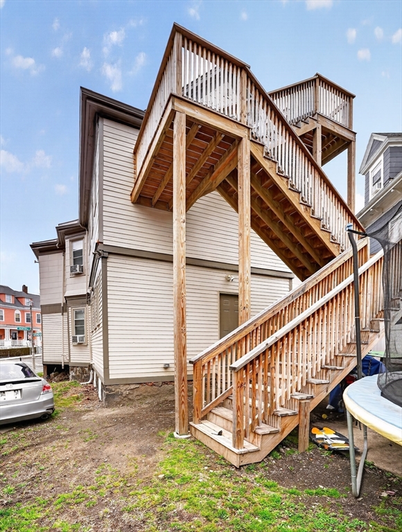 37 Stonehurst Street Boston, MA 02122 - Photo 5 of 37