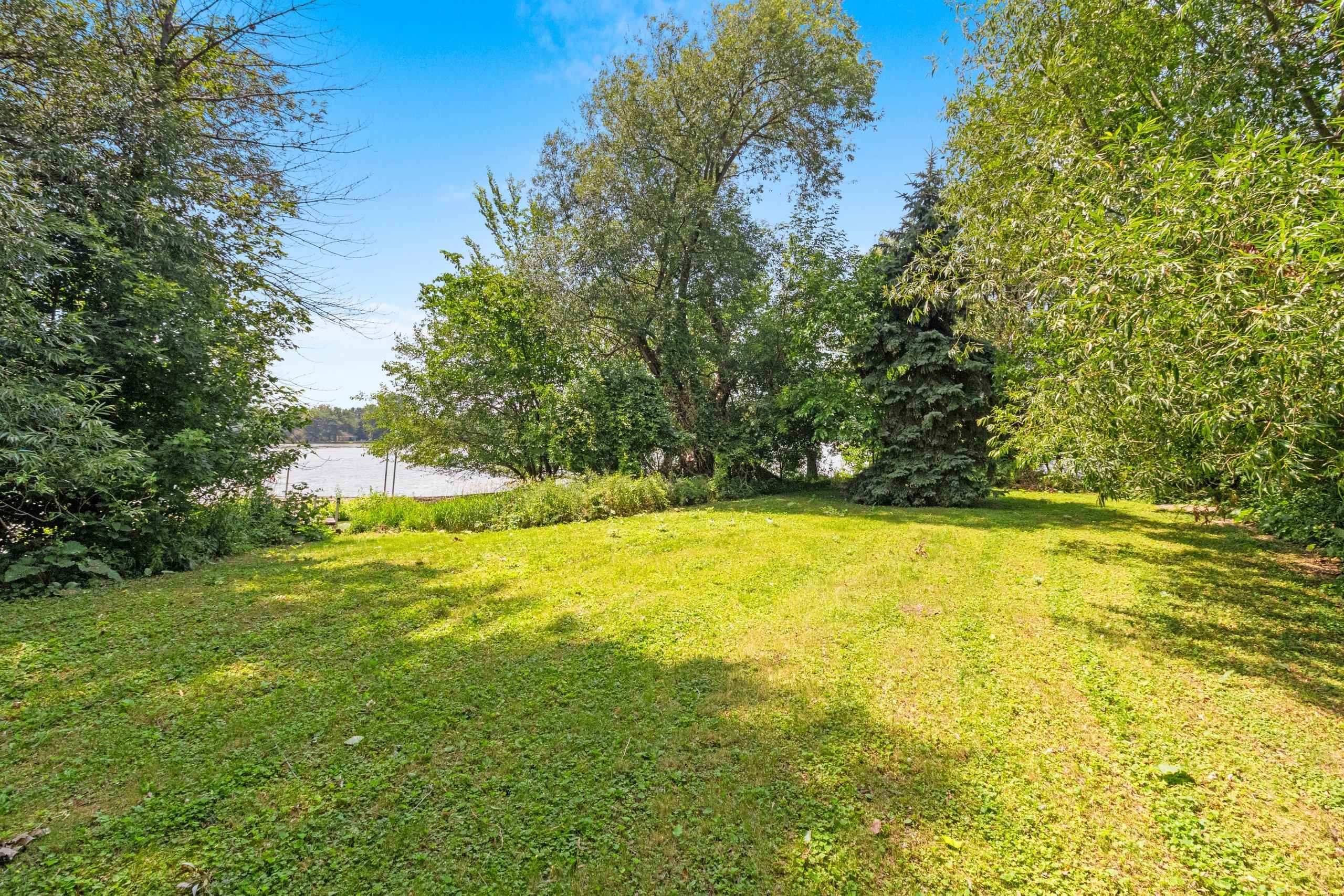 200 Lake Road Menasha, WI 54952 - Photo 70 of 87