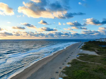 $2,825,000 | 176-184 Lake Drive, Unit 2204, Palm Beach Shores, FL 33404