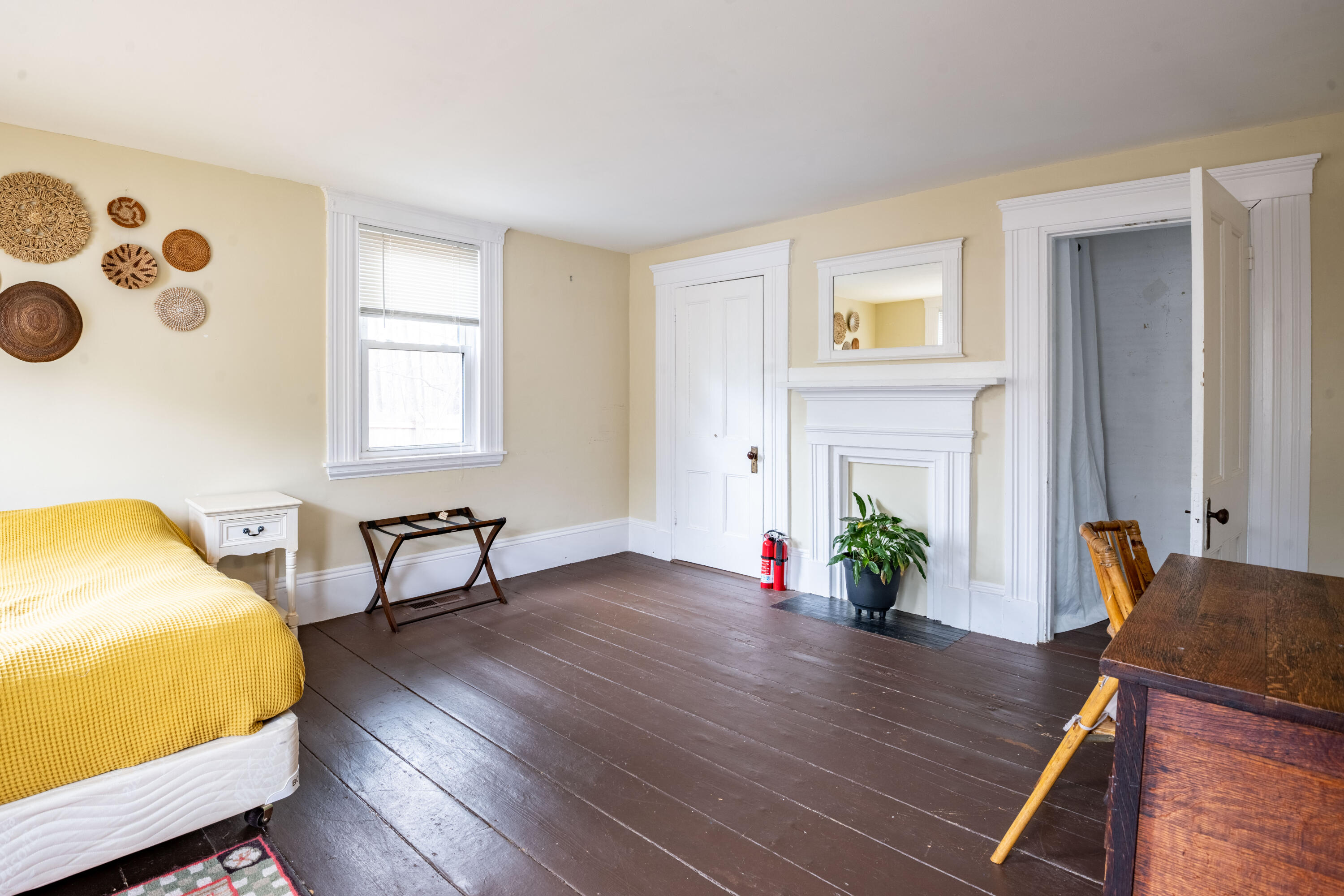 219 Main Street Windham, ME 04062 - Photo 12 of 32 219main-18