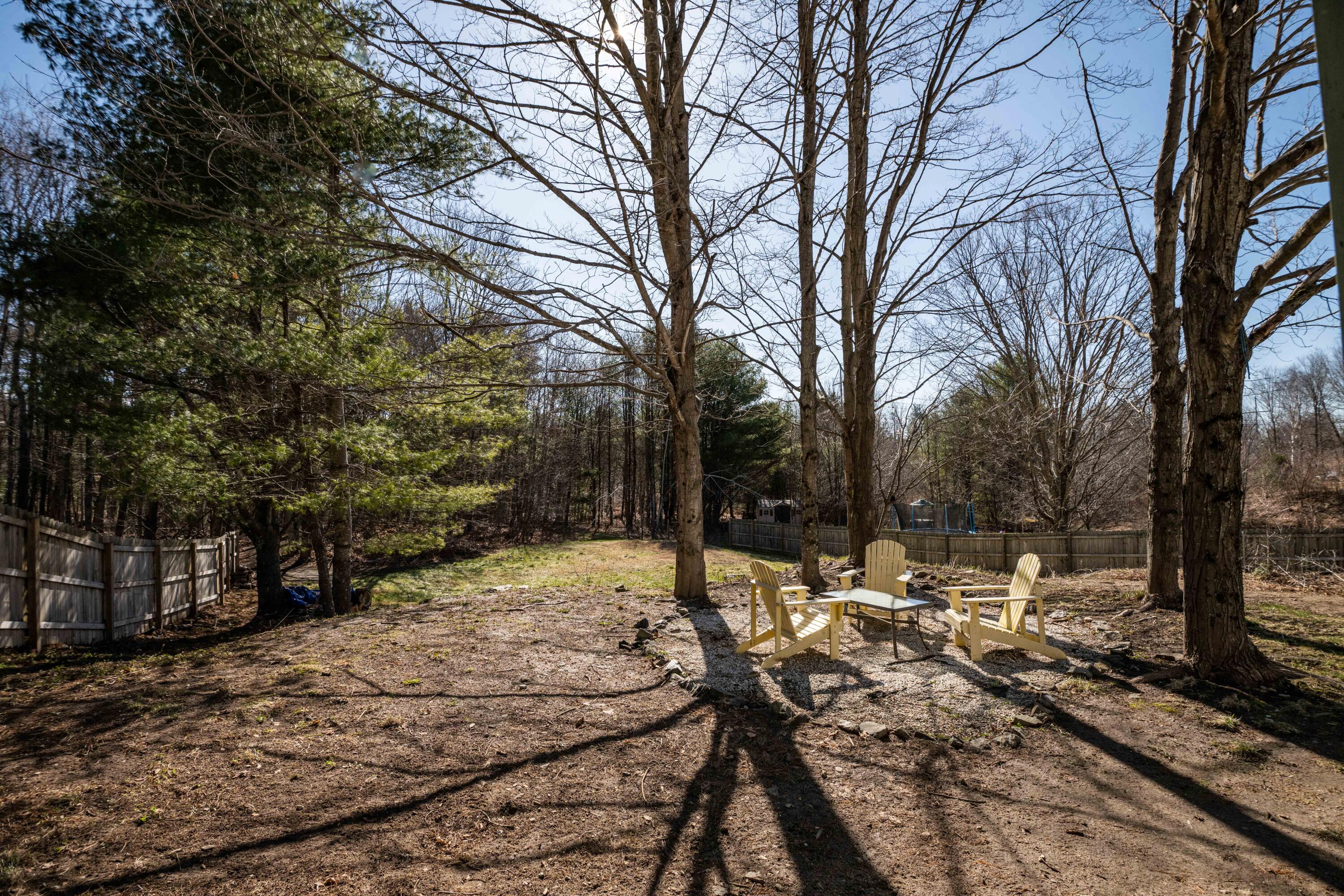 219 Main Street Windham, ME 04062 - Photo 30 of 32 219main-66