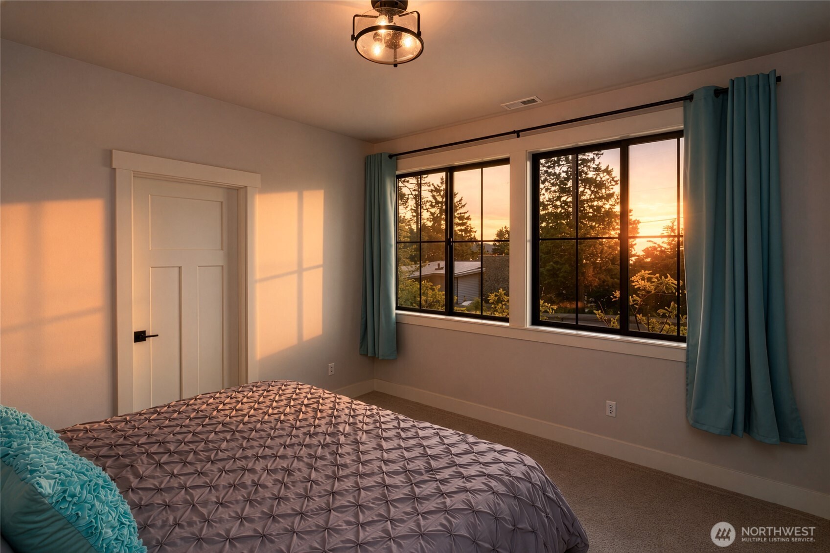 4616 Anaco Beach Road Anacortes, WA 98221 - Photo 23 of 37