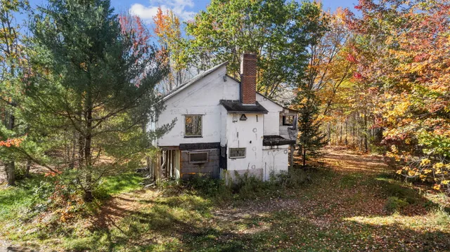 $265,000 | 270 Stillwater Avenue, Orono, ME 04473