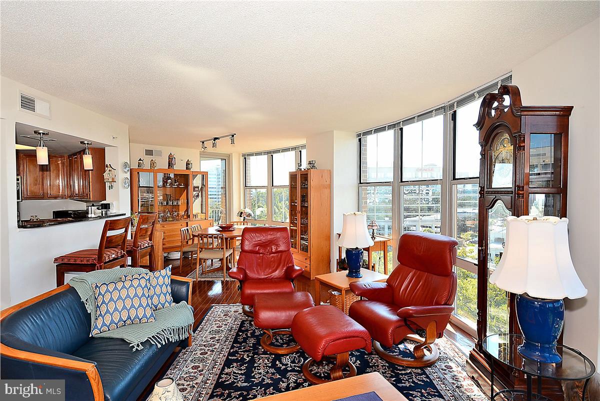 11800 Sunset Hills Road, Unit 1114 Reston, VA 20190 - Photo 44 of 56 Living Room