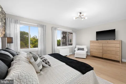 $995,000 | 2801 New Mexico Avenue Northwest, Unit 618, Washington, DC 20007