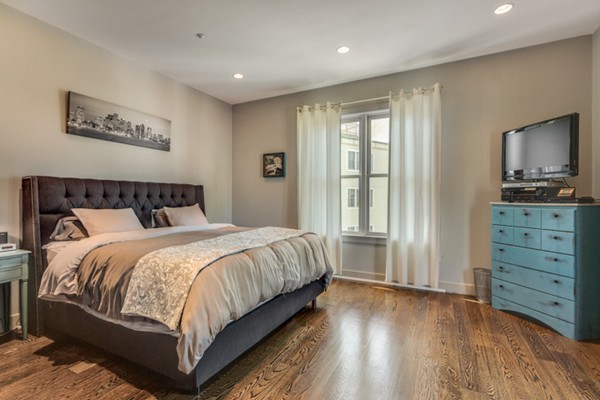 45 Vinton Street, Unit 5 Boston, MA 02127 - Photo 8 of 14 a bedroom with a bed and a window