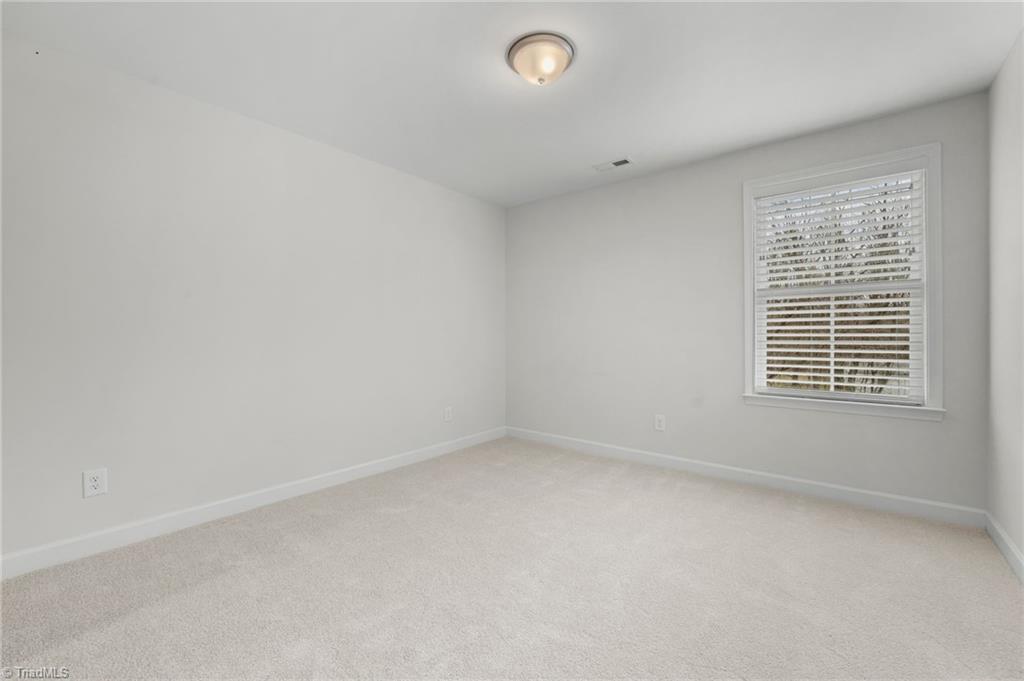 5512 Glad Acres Road Pfafftown, NC 27040 - Photo 35 of 46