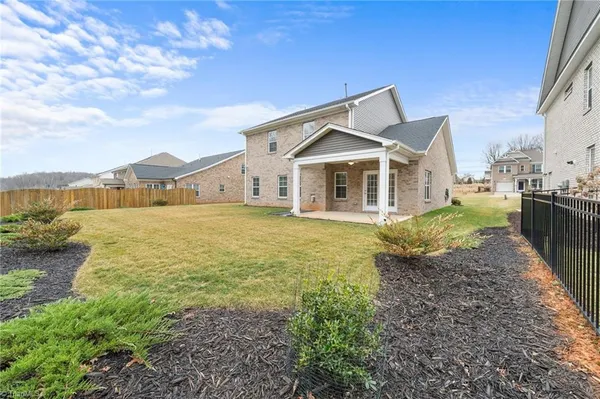 $519,900 | 5512 Glad Acres Road, Pfafftown, NC 27040