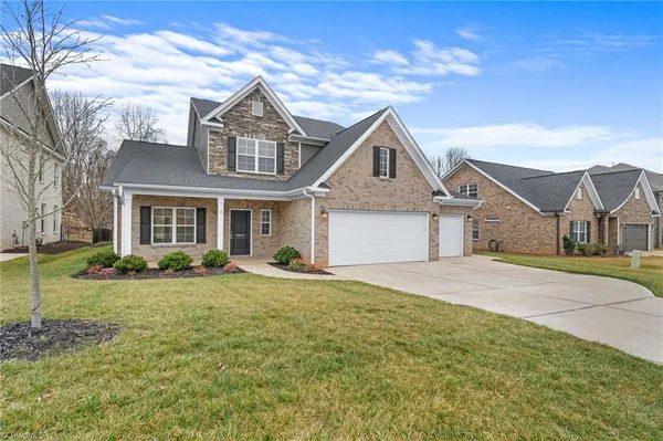 $519,900 | 5512 Glad Acres Road, Pfafftown, NC 27040