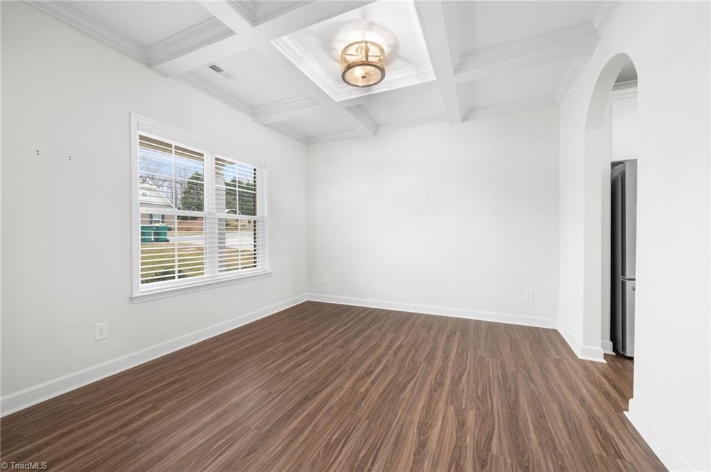 5512 Glad Acres Road Pfafftown, NC 27040 - Photo 5 of 46