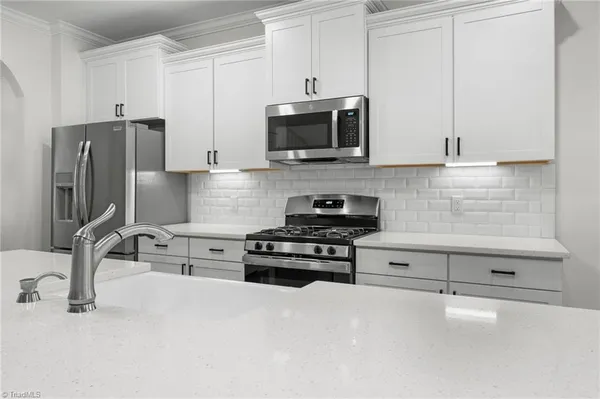 $519,900 | 5512 Glad Acres Road, Pfafftown, NC 27040