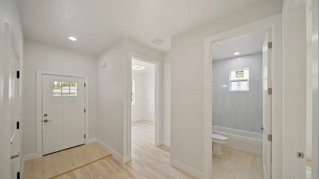 a view of an entryway of the house