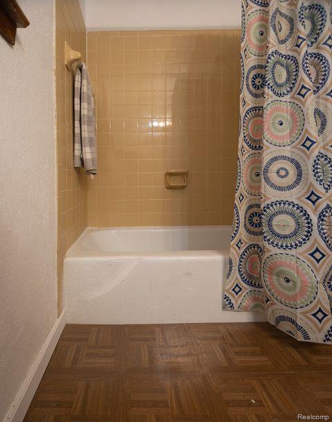 9112 Ridge Road Goodrich, MI 48438 - Photo 22 of 42 Bathroom