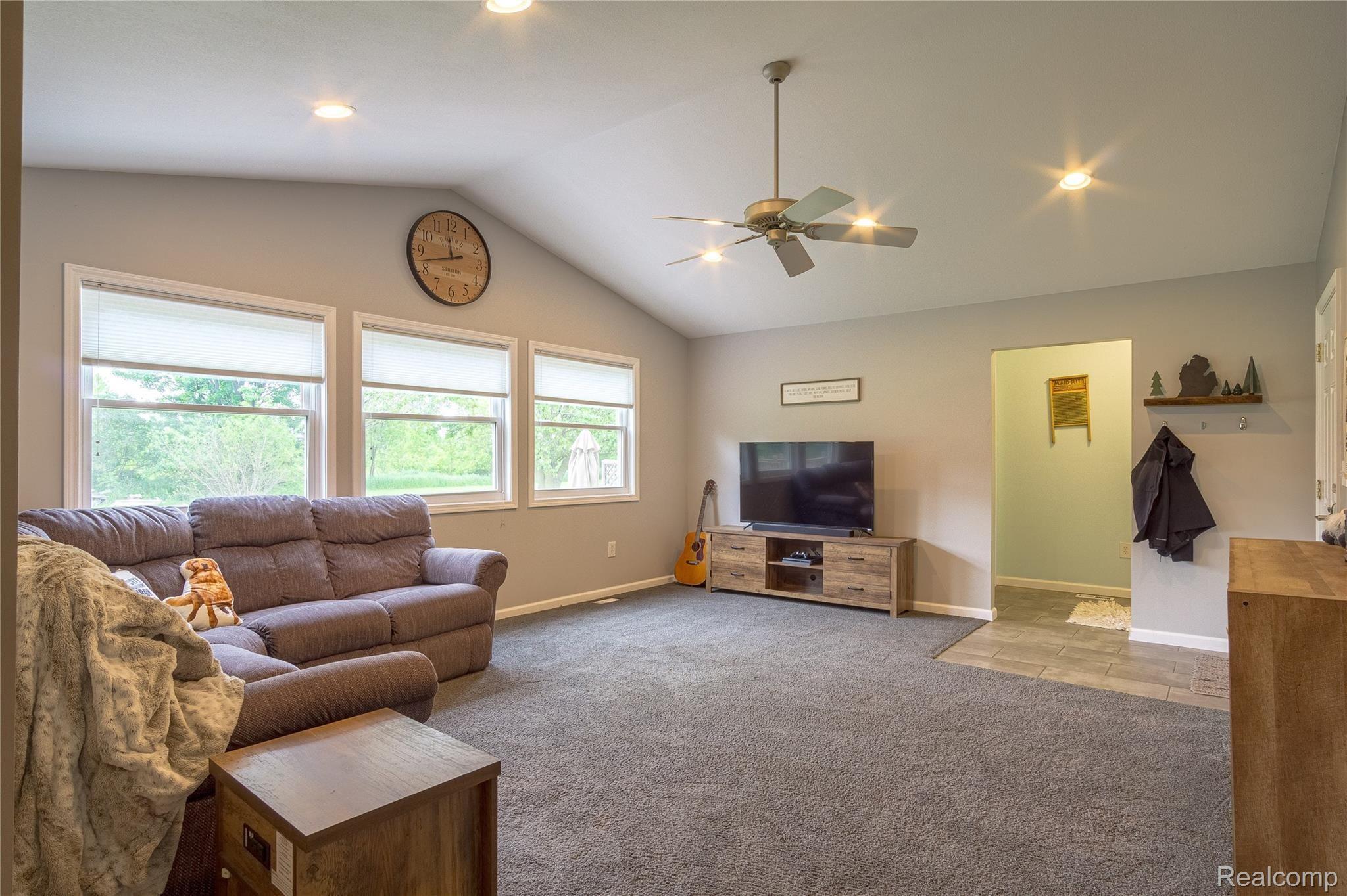8419 Duffield Road Gaines, MI 48436 - Photo 7 of 21 Interiors (13 of 28).jpg