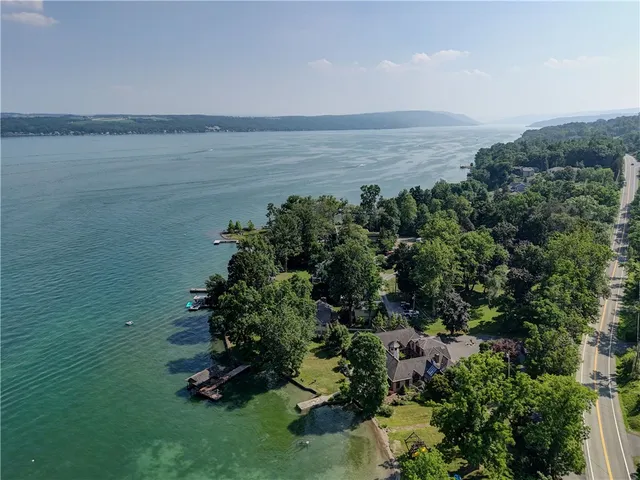 $1,000,000 | 4241 County Road 16, Canandaigua Town, NY 14424