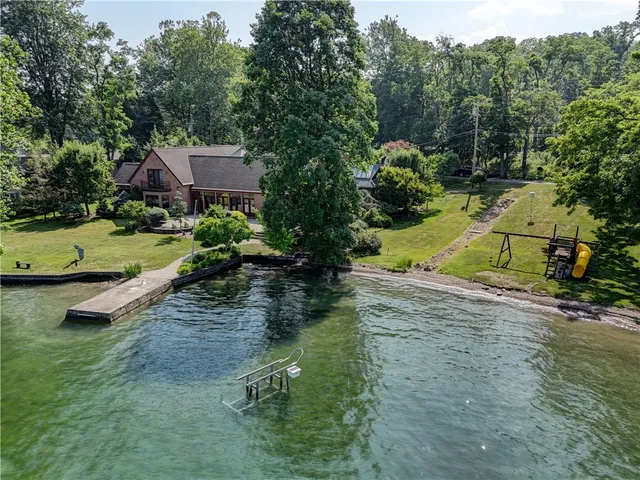 $1,000,000 | 4241 County Road 16, Canandaigua Town, NY 14424