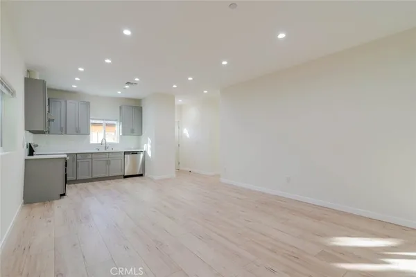 $2,650 | 10526 Hillhaven Avenue, Tujunga, CA 91042