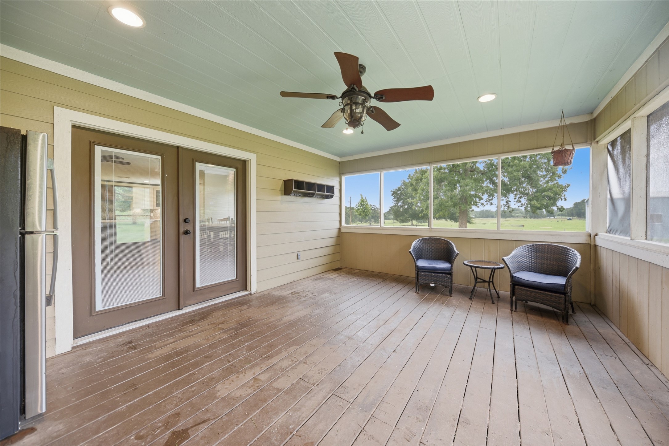 16292 Sycamore Road Cat Spring, TX 78933 - Photo 6 of 33
