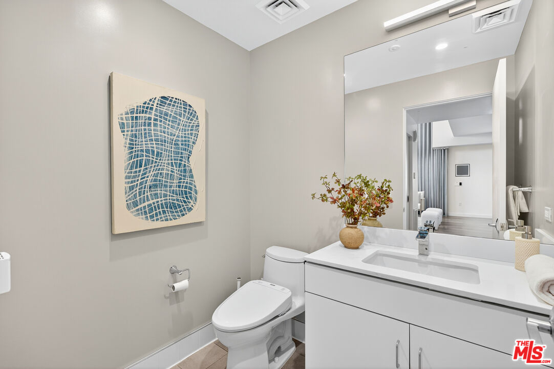 1433 14th Street, Unit 10 Santa Monica, CA 90404 - Photo 18 of 52