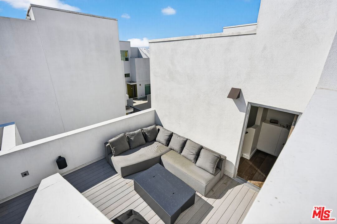 1433 14th Street, Unit 10 Santa Monica, CA 90404 - Photo 32 of 52