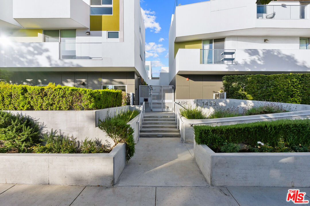 1433 14th Street, Unit 10 Santa Monica, CA 90404 - Photo 45 of 52