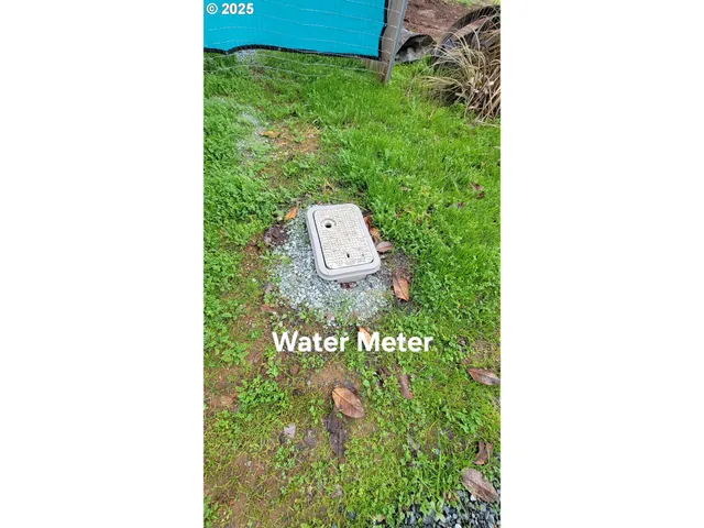 a picture of a bench in the front of a door