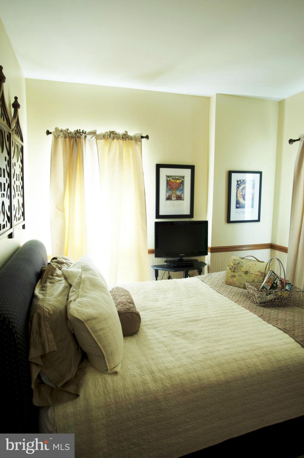 806 Runabout Loop, Unit 806 Solomons, MD 20688 - Photo 16 of 26 Bedroom (Master)