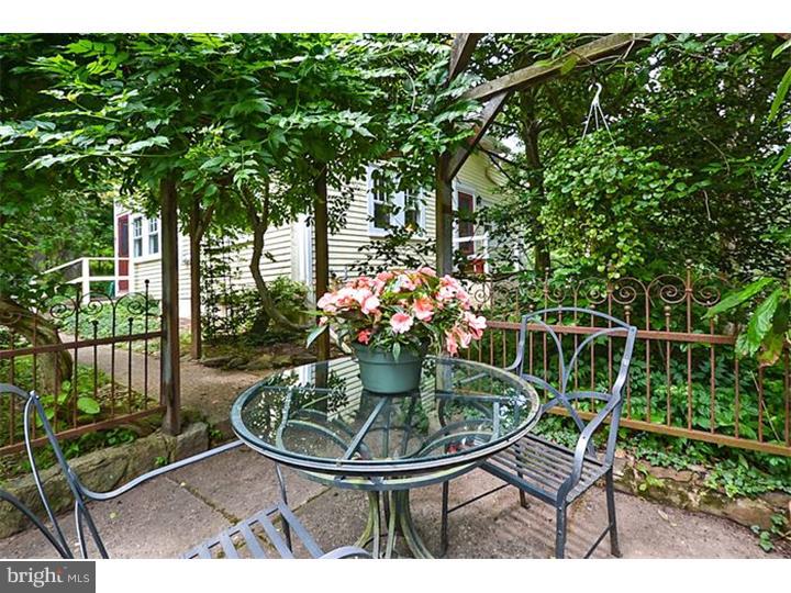 6209 Upper York Road New Hope, PA 18938 - Photo 24 of 25 Patio