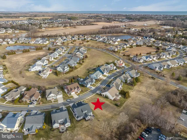 $349,800 | 33504 West Hunters Run, Lewes, DE 19958