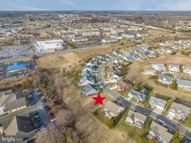 $349,800 | 33504 West Hunters Run, Lewes, DE 19958