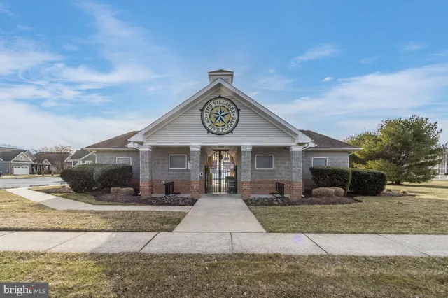 $349,800 | 33504 West Hunters Run, Lewes, DE 19958