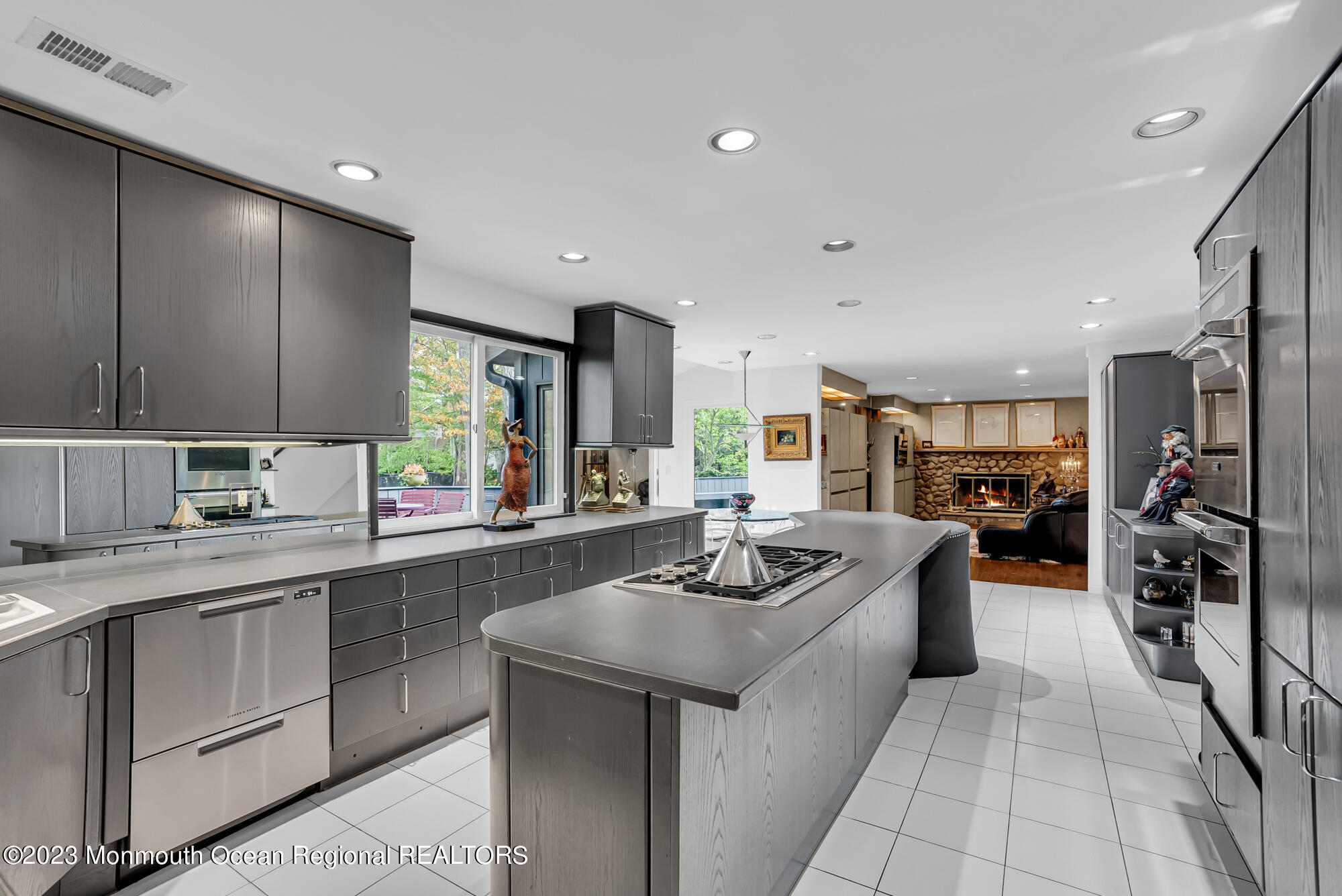 6 Marc Road West Long Branch, NJ 07764 - Photo 17 of 37 55