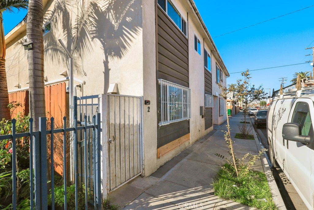 2122 East 10th Street Long Beach, CA 90804 - Photo 17 of 75