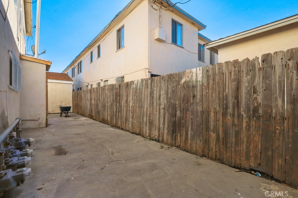 2122 East 10th Street Long Beach, CA 90804 - Photo 39 of 75