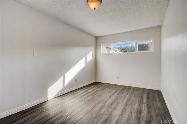 $1,599,999 | 2122 East 10th Street, Long Beach, CA 90804