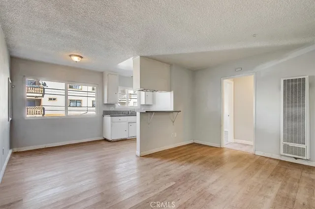 $1,599,999 | 2122 East 10th Street, Long Beach, CA 90804